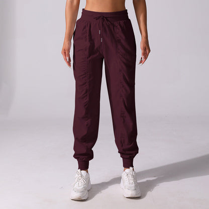 Drawstring pleated sports pants